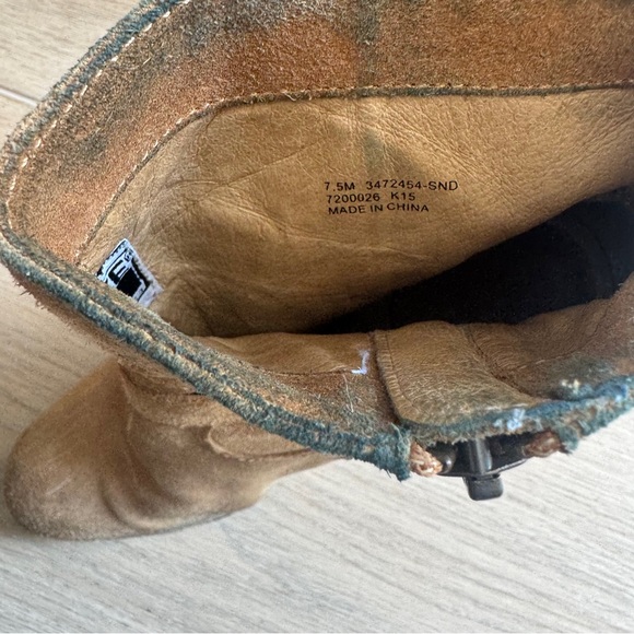 Frye Brown Suede Ankle Heels Size 7.5 - Picture 7 of 7